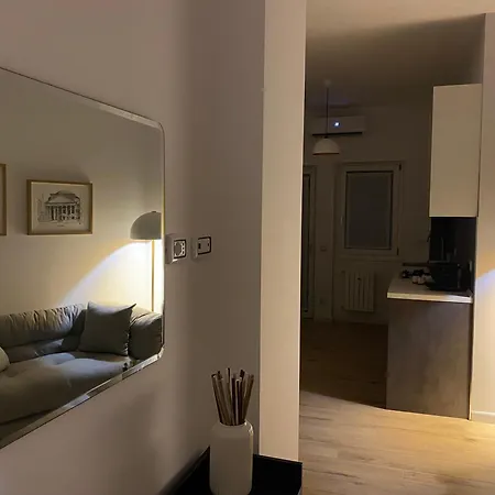 Via Montefalco Appartamento Roma